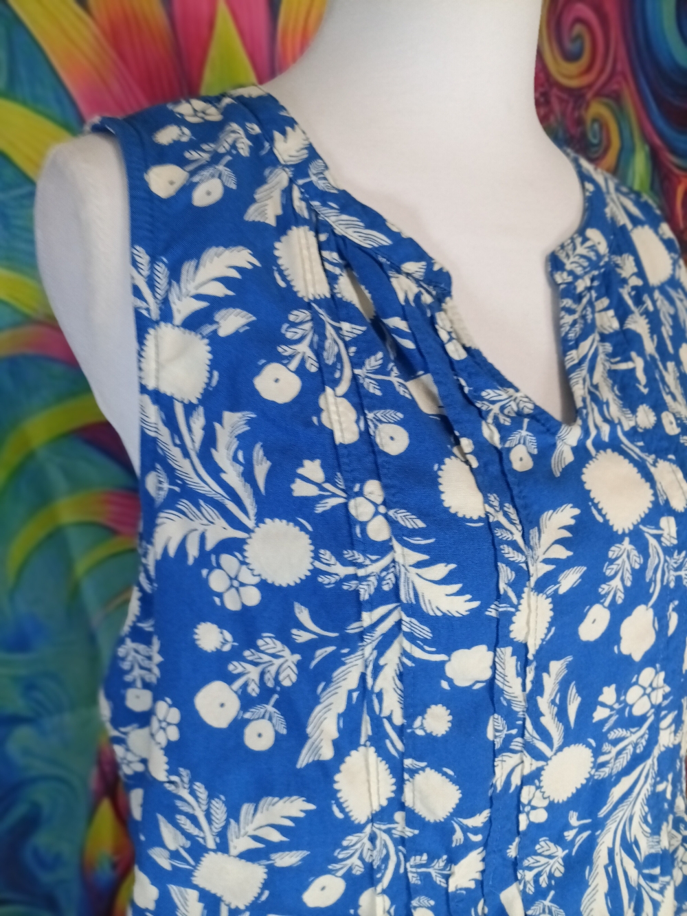 croft & barrow Blue and White Floral Notch-Neck Tunic